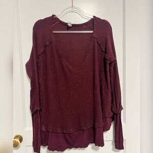 Free People Women Catalina
High Low Rib Trim Thermal Top
Burgundy Size S